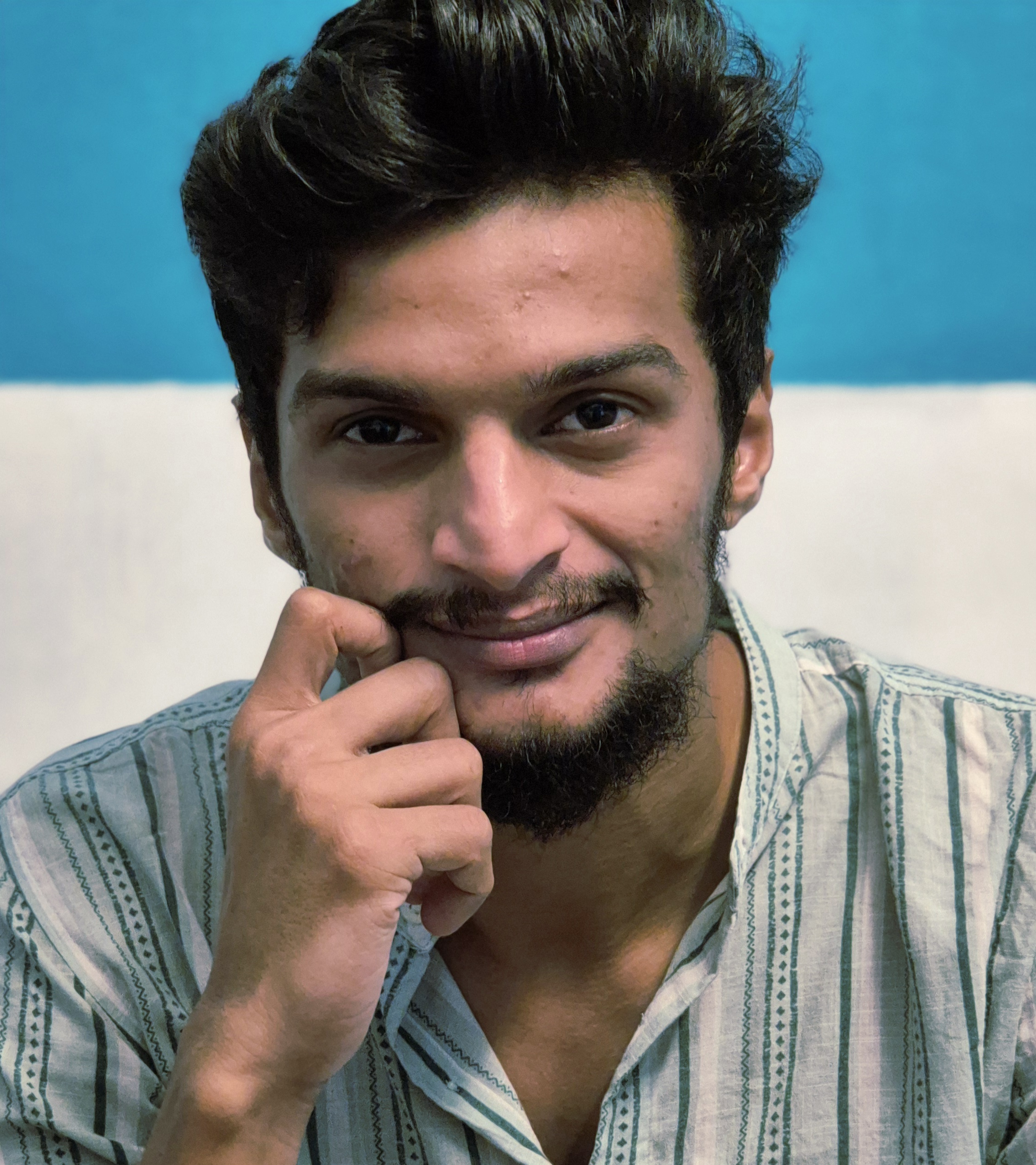 HARIKRISHNAN V